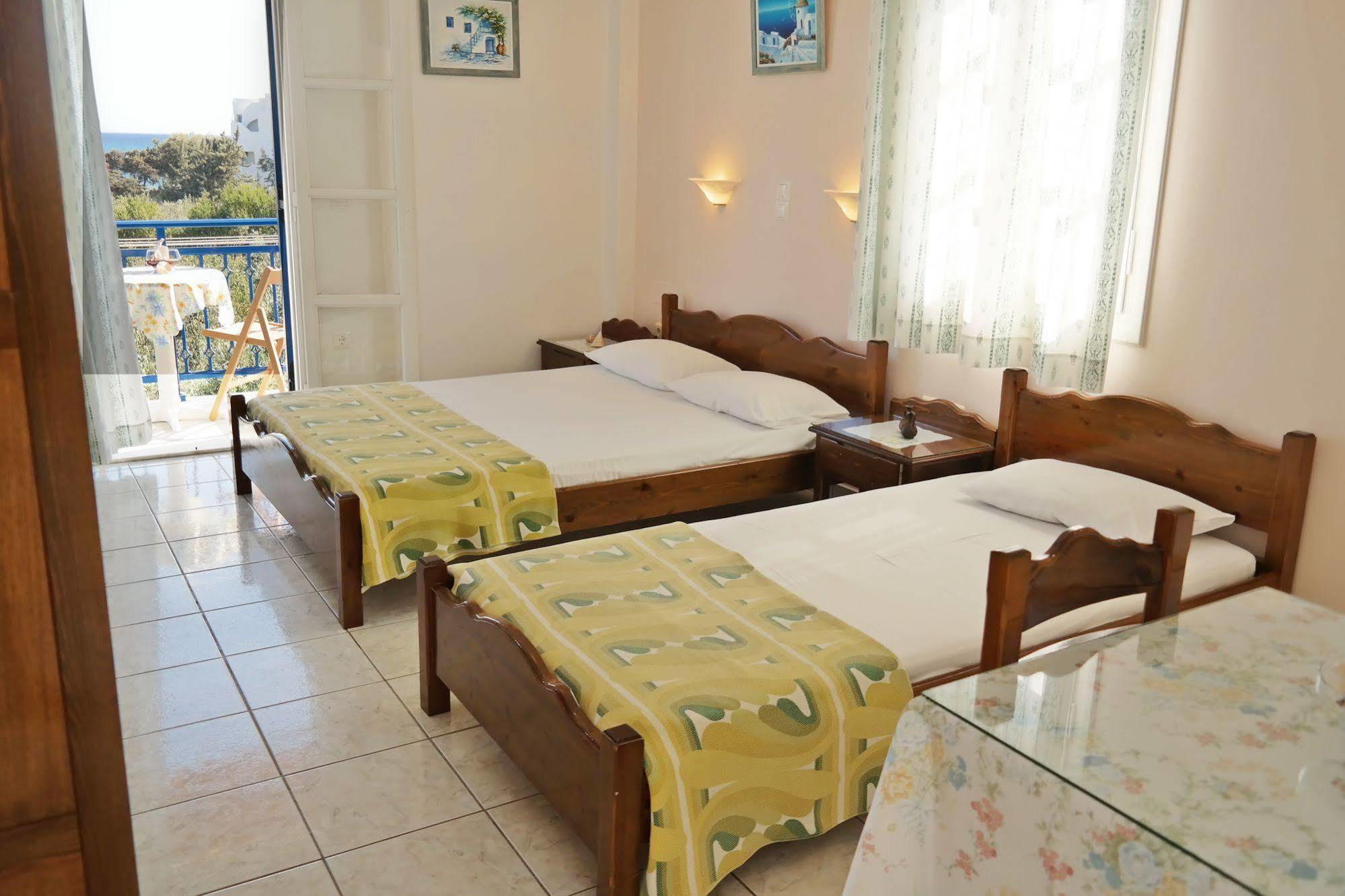 Mina'S Studios In Naxos Island Agios Prokopios  Exteriér fotografie